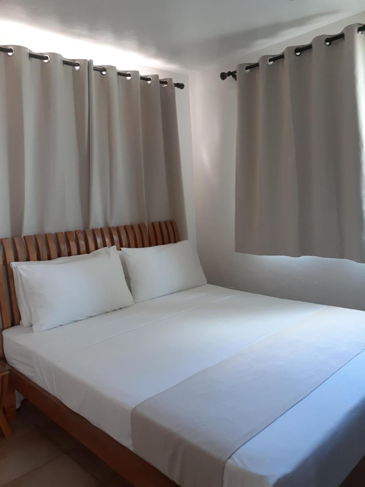 Bluewaves Beach House Balabag  Kültér fotó