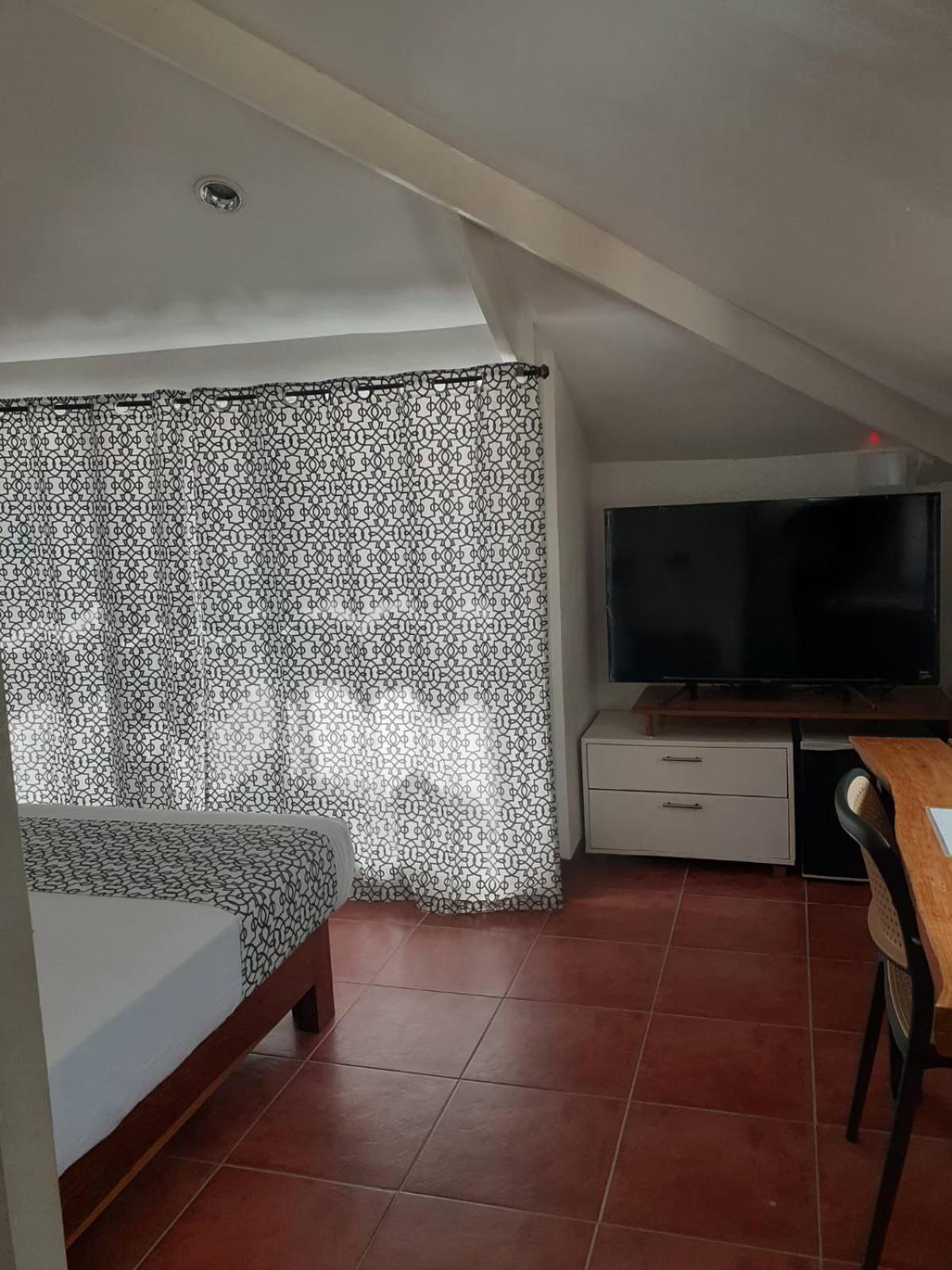 Bluewaves Beach House Balabag  Kültér fotó